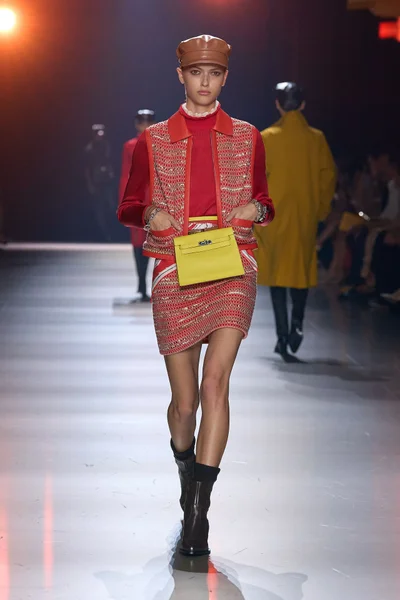 Look 20